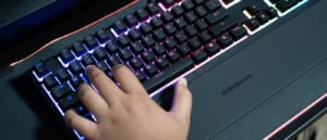 SteelSeries Apex 3: Durable budget RGB gaming keyboard SteelSeries Apex 3 Durable budget RGB gaming keyboard