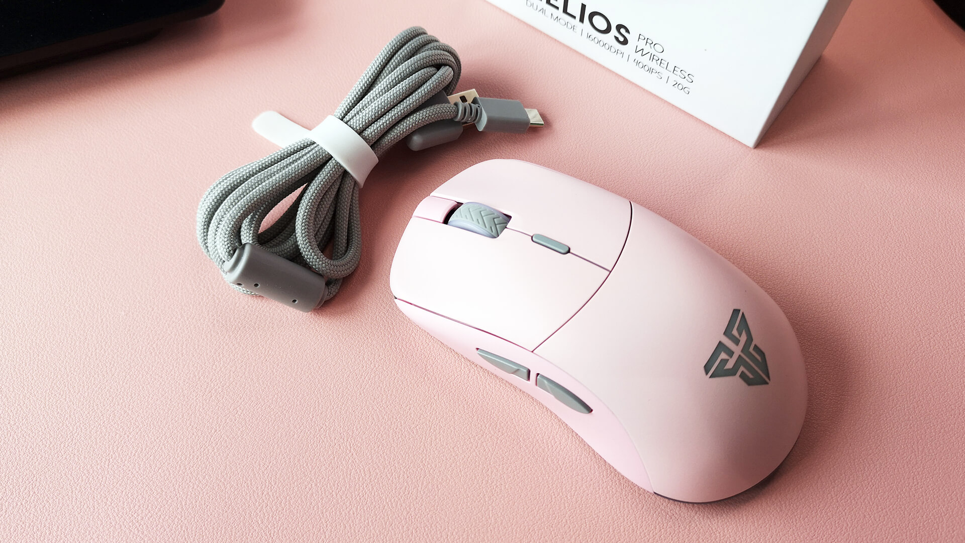 Fantech HELIOS XD3: Wireless RGB gaming mouse - Tech Edition