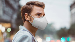 LG PuriCare wearable air purifier makes its debut in Singapore LG PuriCare wearable air purifier makes its debut in Singapore