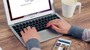 A brief guide of the many forms of advertising available for various purpose A brief guide of the many forms of advertising available for various purpose