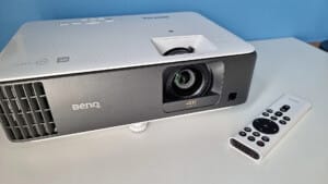 BenQ TK700STi: 4K Gaming projector with lowest input lag BenQ TK700STi 4K Gaming projector with lowest input lag