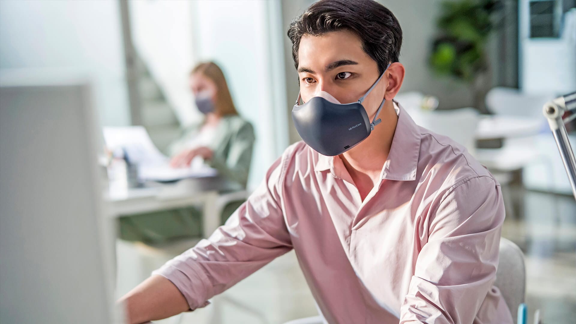 LGâs upgraded PuriCare wearable air purifier brings better breathing experience