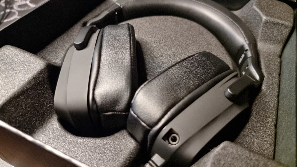 ROG Delta S Animate - 8