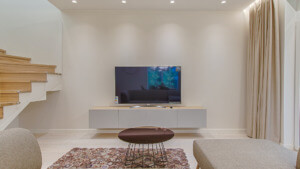 8 Best smart TVs in Singapore that can fit into any home (2022) 8 Best smart TVs in Singapore that can fit into any home (2022)
