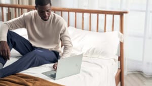 ASUS announces the new ultraportable Zenbook S 13 OLED for people on-the-go in Singapore Asus announces the new ultraportable Zenbook S 13 OLED for people on-the-go in Singapore