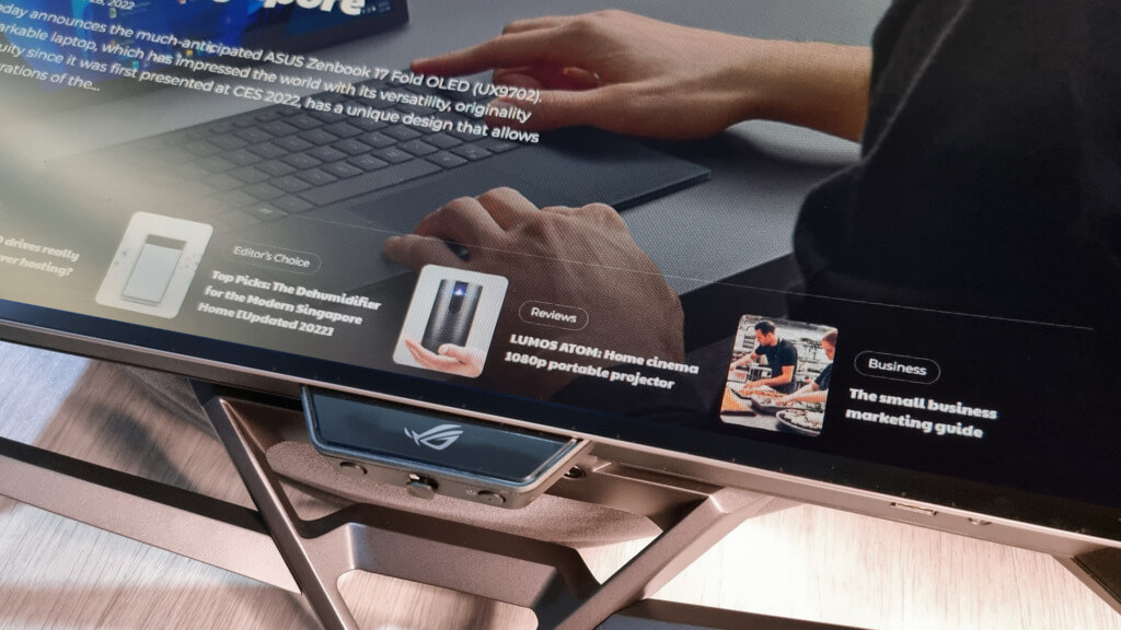 ROG Swift OLED PG42UQ - 12