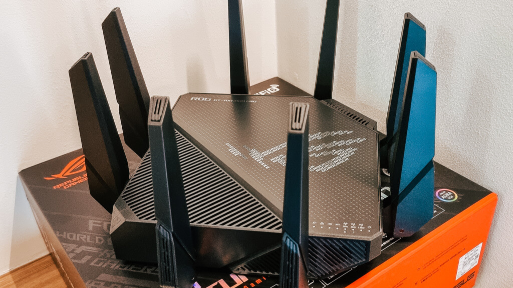 ASUS ROG Rapture GT-AX11000 Pro gaming router The ultimate solution for uninterrupted gaming - 3