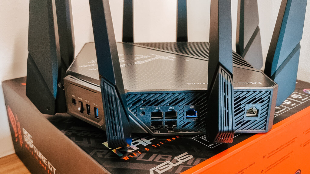 ASUS ROG Rapture GT-AX11000 Pro gaming router The ultimate solution for uninterrupted gaming - 7