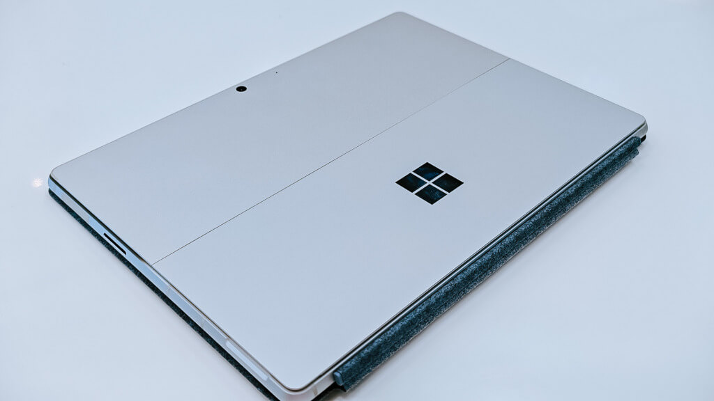 Microsoft Surface Pro 9 The masterpiece of 2-in-1 tablets - 2