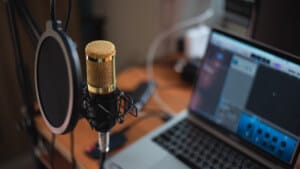Apple and Google redefine the future of podcast listening Apple and Google redefine the future of podcast listening