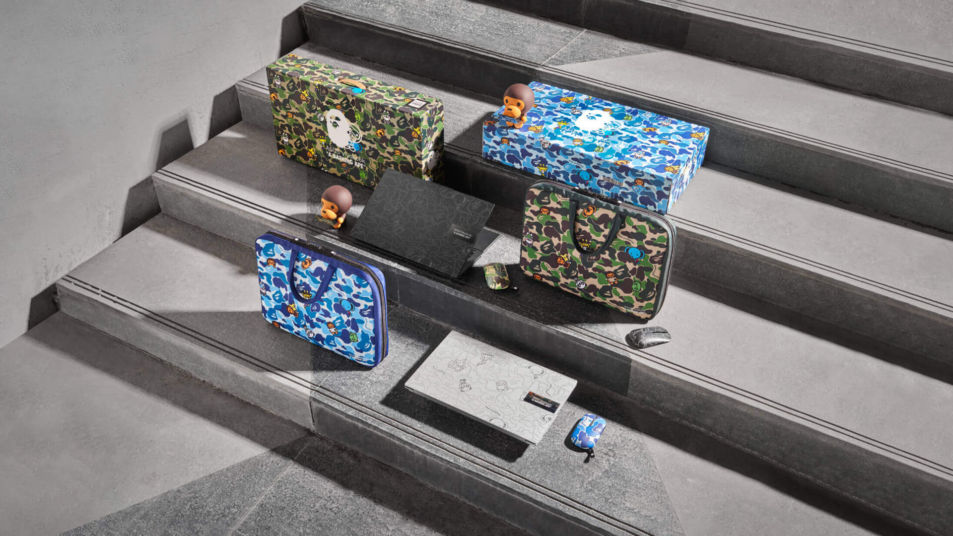 値下　Vivobook S 15 OLED BAPE Edition mqdefault.jpg