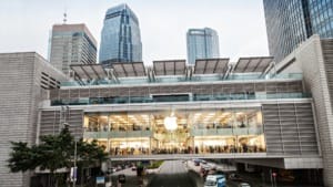 Apple enhances its AI capabilities with the acquisition of a French firm Apple enhances its AI capabilities with the acquisition of a French firm