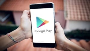 Google Play introduces simultaneous app downloads Google Play introduces simultaneous app downloads