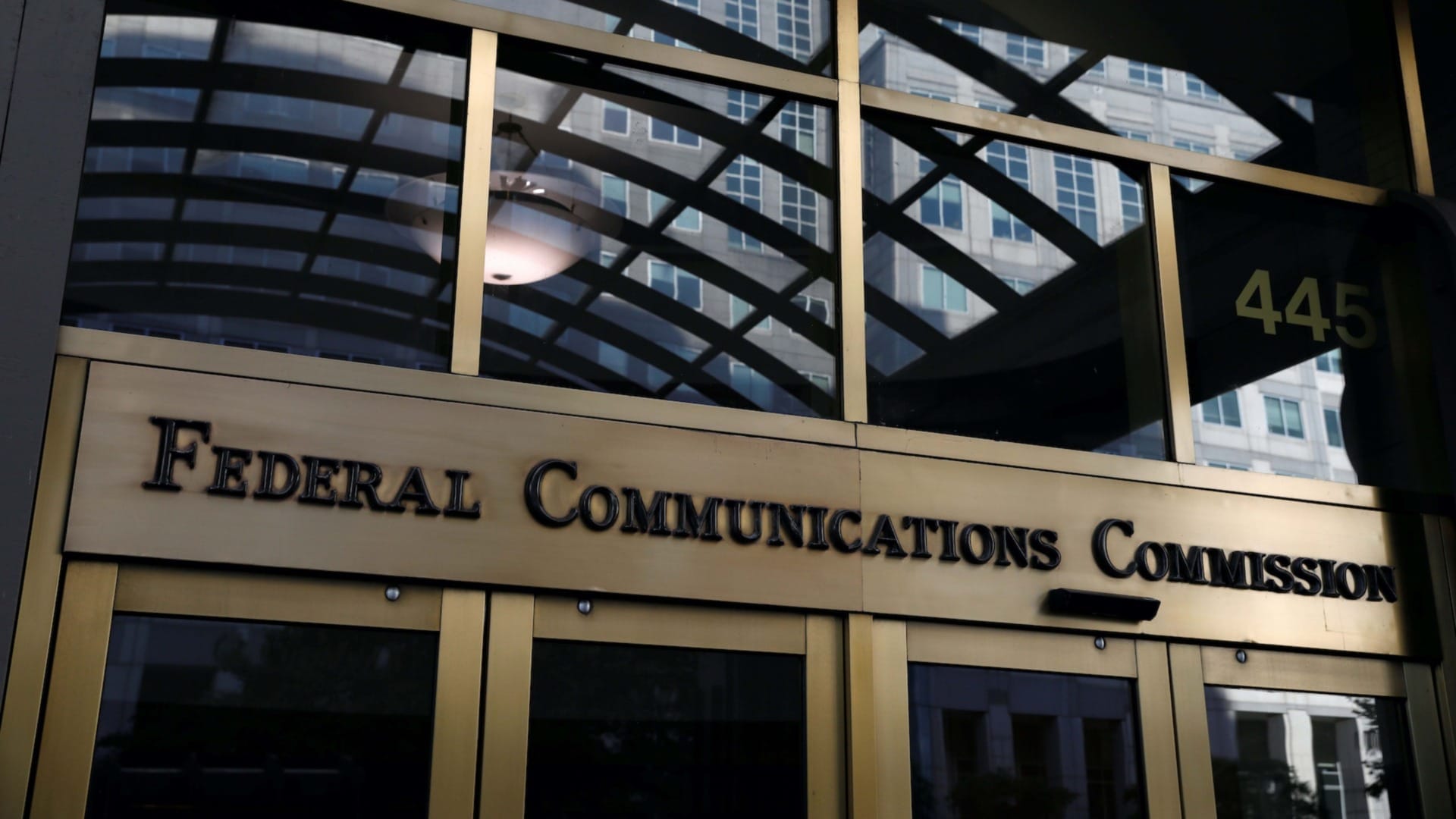 Major US mobile carriers were fined nearly US$200 million for sharing customer location data