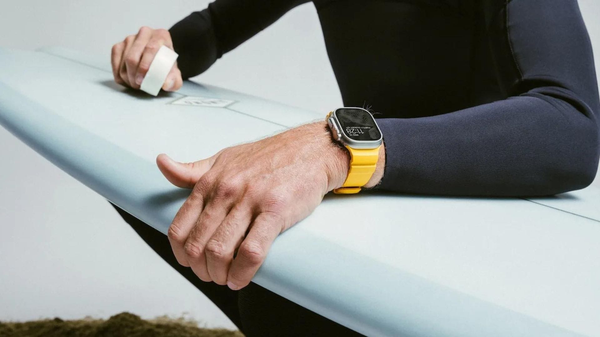 Nomad reveals new waterproof band for Apple Watch