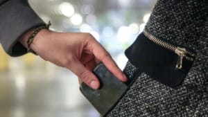 Google’s new theft protection features start rolling out for Android users Google’s new theft protection features start rolling out for Android users