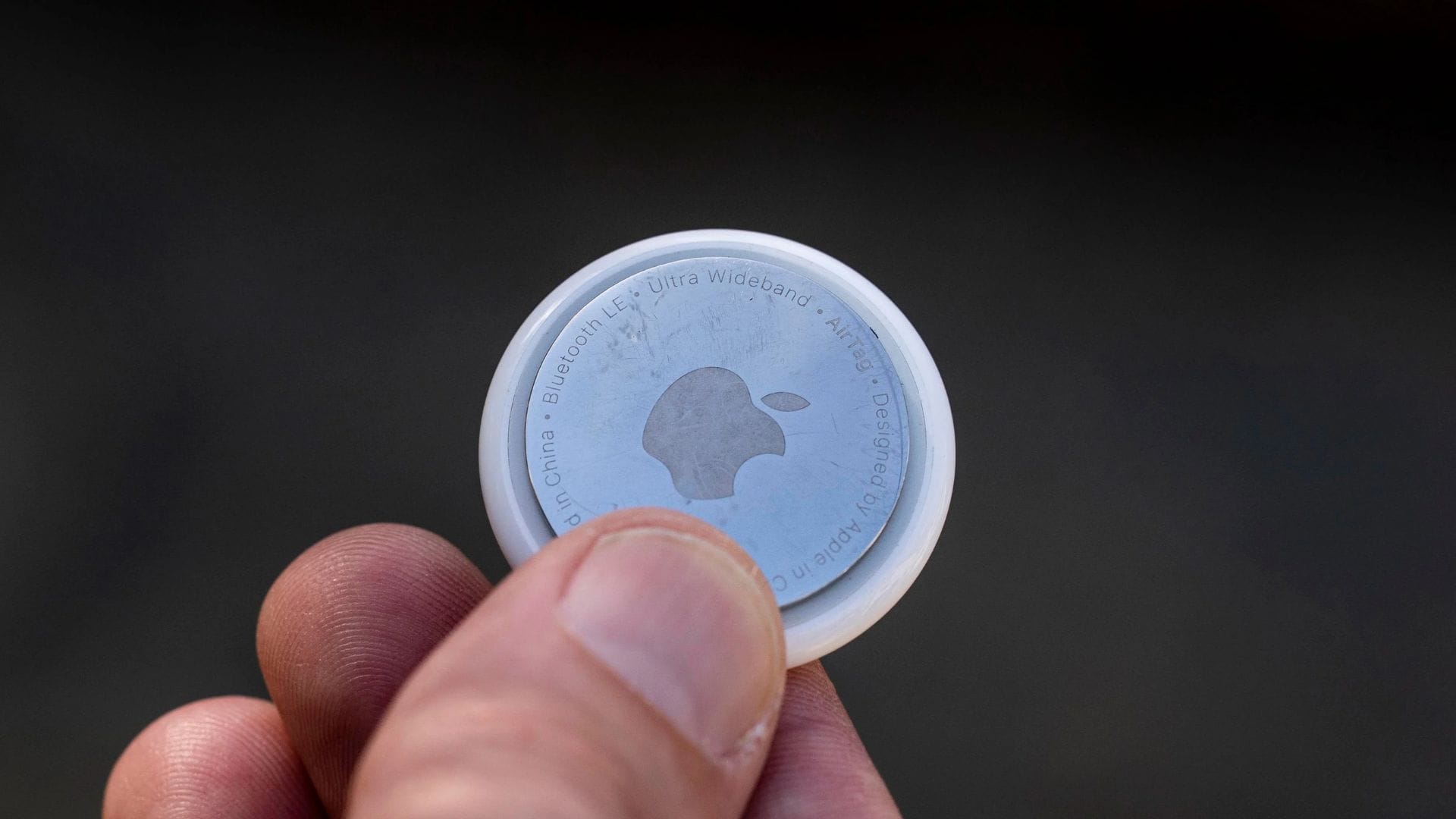 Appleâs AirTags now feature child safety battery warnings