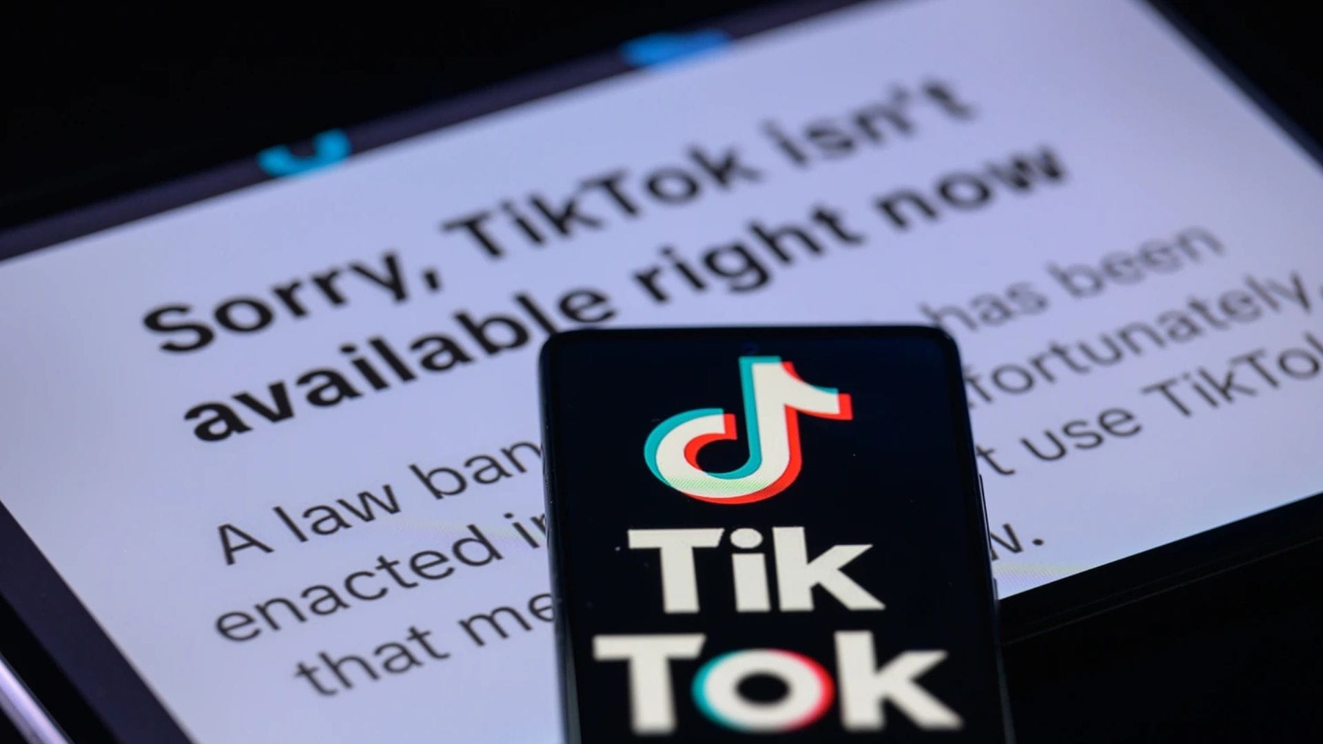 Bytedance explores alternatives to selling TikTokâs US operations