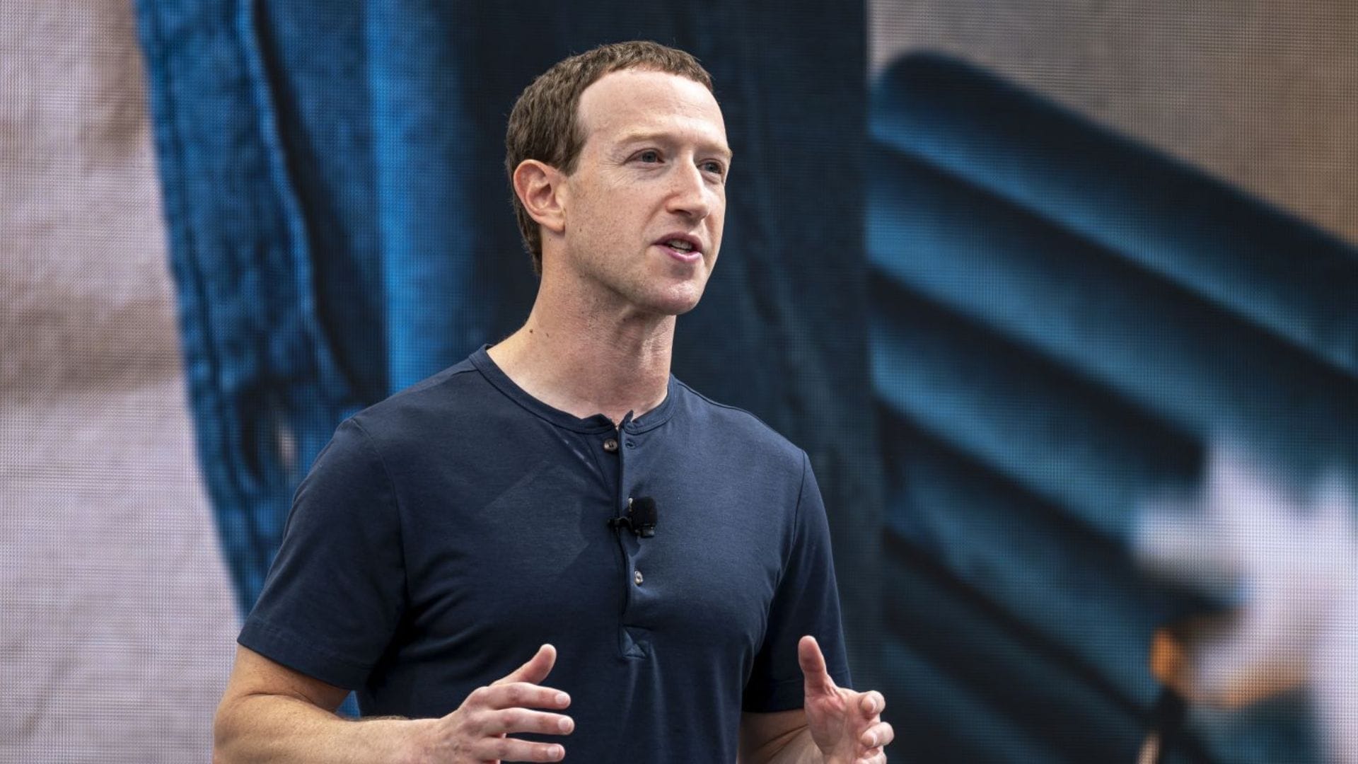 Mark Zuckerberg draws parallels between Metaâs AI practices and YouTubeâs copyright policies