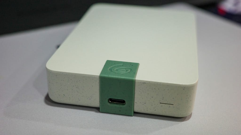 Seagate Ultra Touch external HDD review A stylish storage solution with the planet in mind - 2