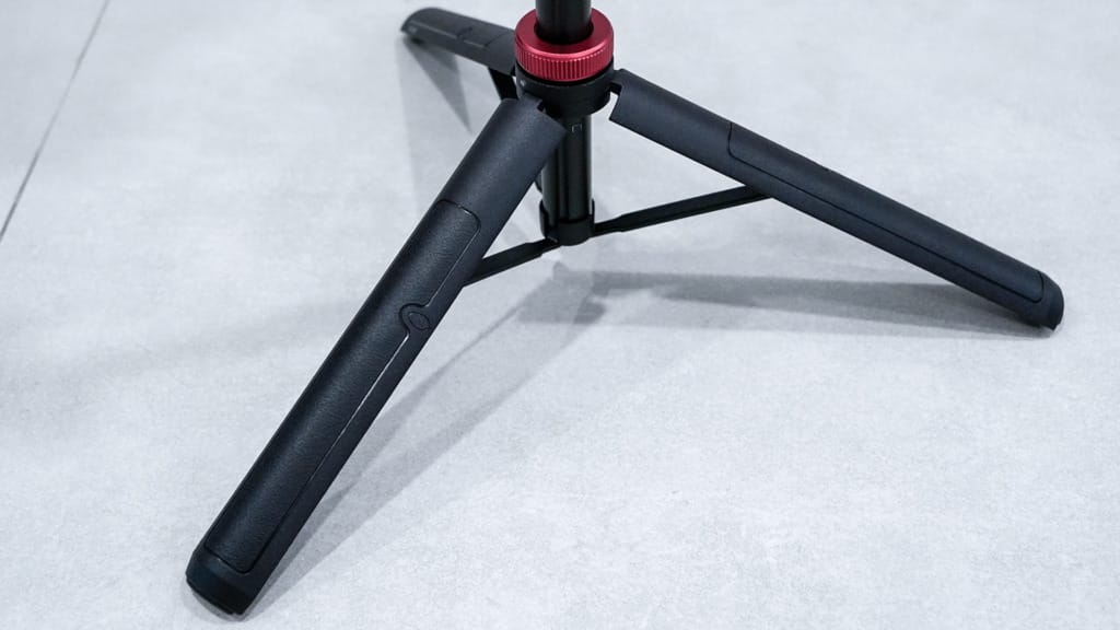 Ulanzi Extendable Vlog (MT-44) Tripod review- Sleek yet functional companion for content creators - 4