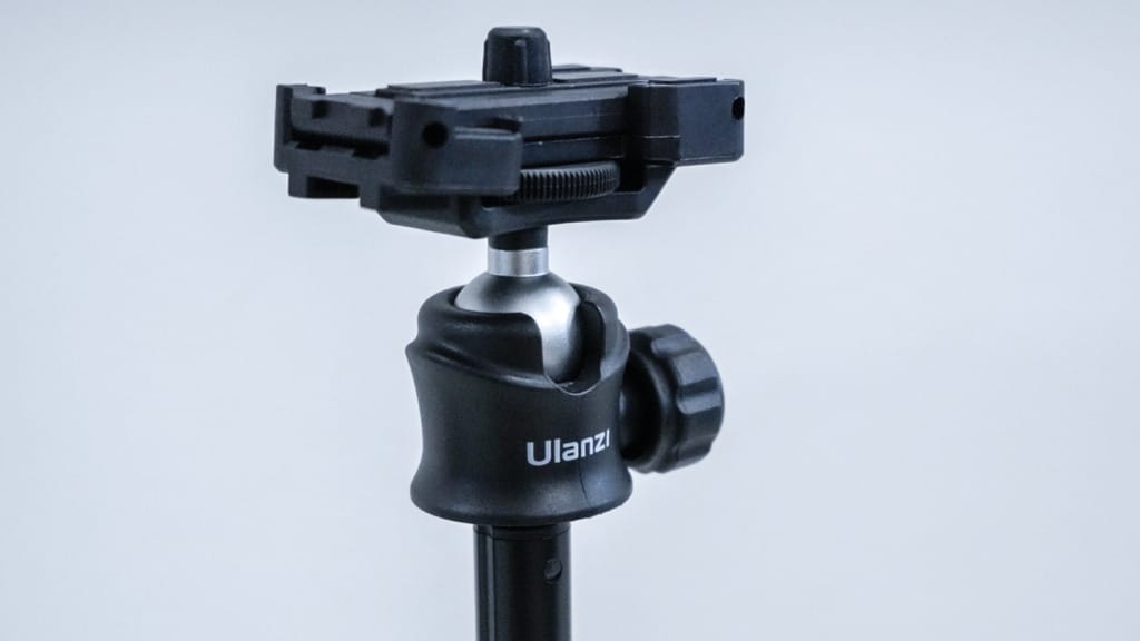 Ulanzi Extendable Vlog (MT-44) Tripod review- Sleek yet functional companion for content creators - 9