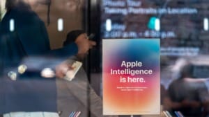 Apple reshuffles Siri leadership amid AI struggles Apple reshuffles Siri leadership amid AI struggles