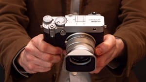 Fujifilm unveils the GFX100RF: A compact medium format camera with a fixed lens Fujifilm unveils the GFX100RF: A compact medium format camera with a fixed lens