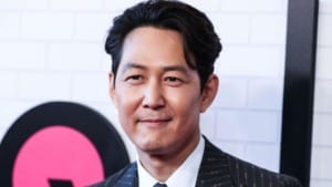 Perplexity mocks Google’s AI blunder in new ad featuring Squid Game star Perplexity mocks Google’s AI blunder in new ad featuring Squid Game star