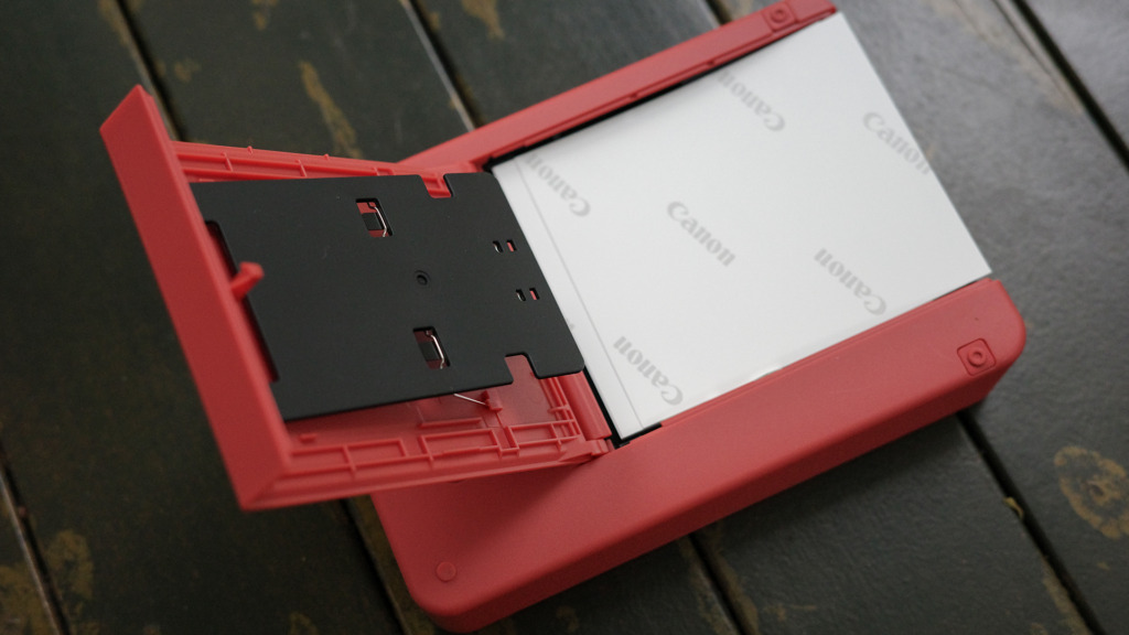 Canon SELPHY QX20 review- A portable printer that brings memories to life - 4