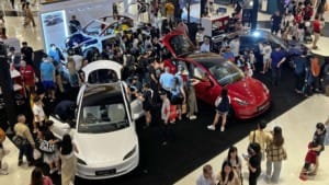 Electric vehicle sales in Singapore surge, making up 4 in 10 cars sold in early 2025