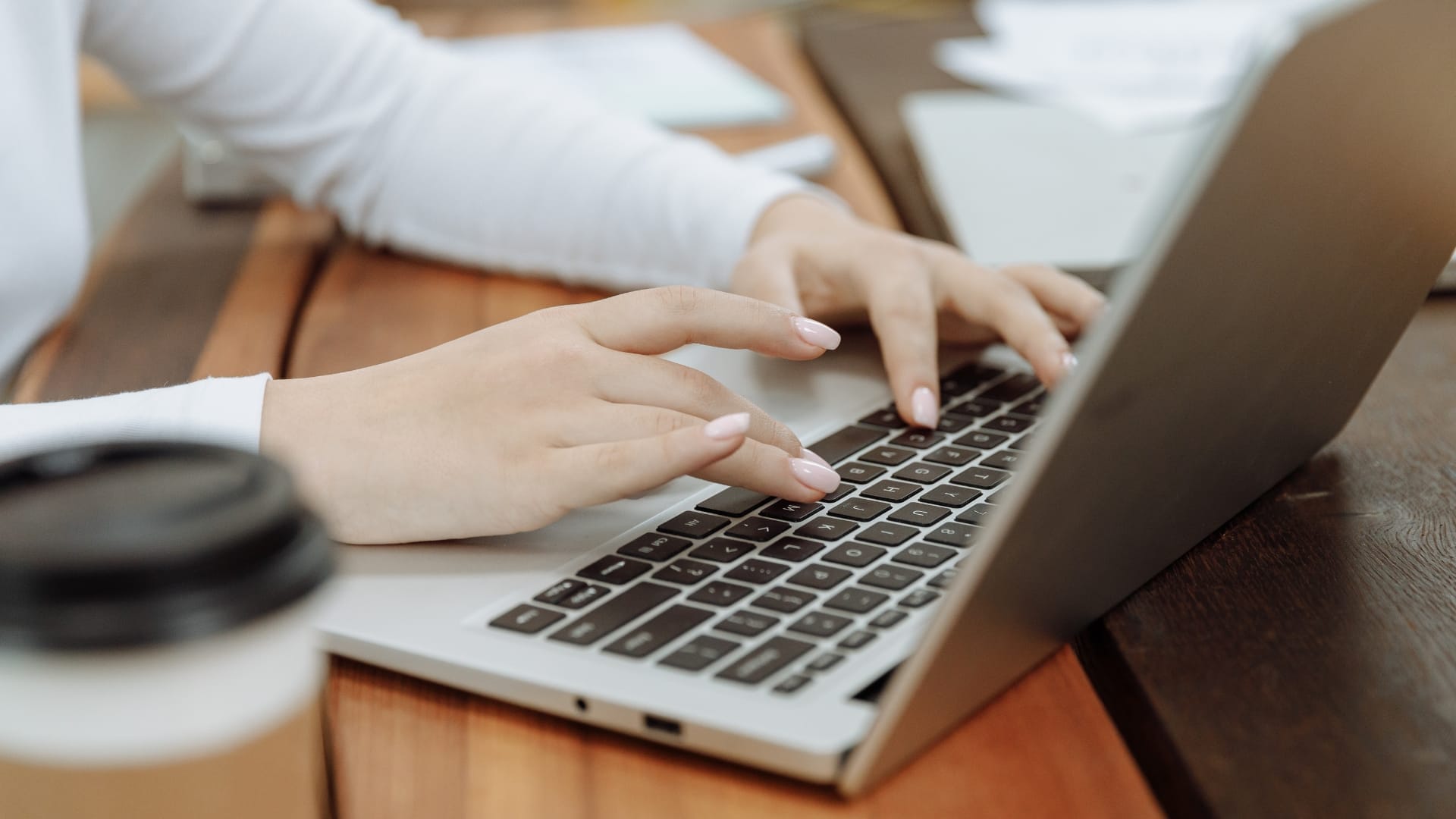 Enterprises accelerate adoption of AI agents despite concerns over data privacy and fairness