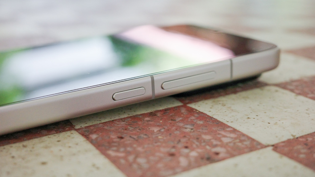 Xiaomi 15 review- The compact powerhouse with Leica optics and AI-enhanced photography - 2