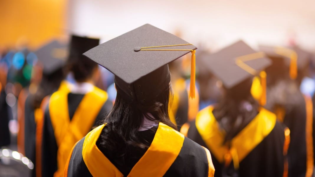 AI may be reducing job opportunities for new tech graduates