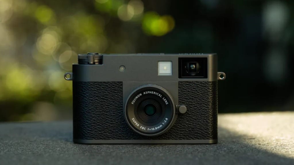 Fujifilm’s new X Half camera delivers vintage vibes — and skips RAW shooting altogether
