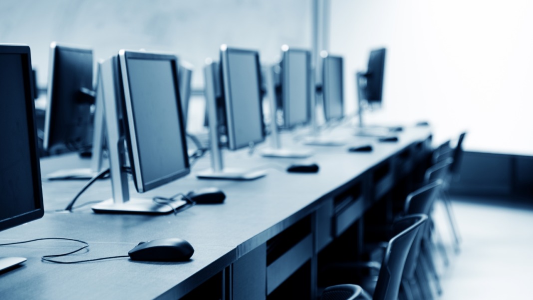 Protelindo speeds up operations and cuts SAP migration time in half with UiPath