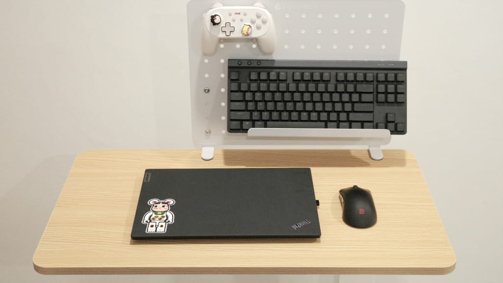 Squirrey Height Adjustable Mobile Desk review- A sleek, mobile desk for small spaces- - 11