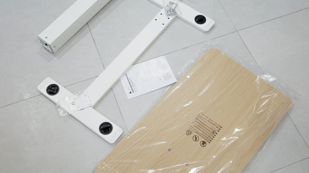 Squirrey Height Adjustable Mobile Desk review- A sleek, mobile desk for small spaces- - 7