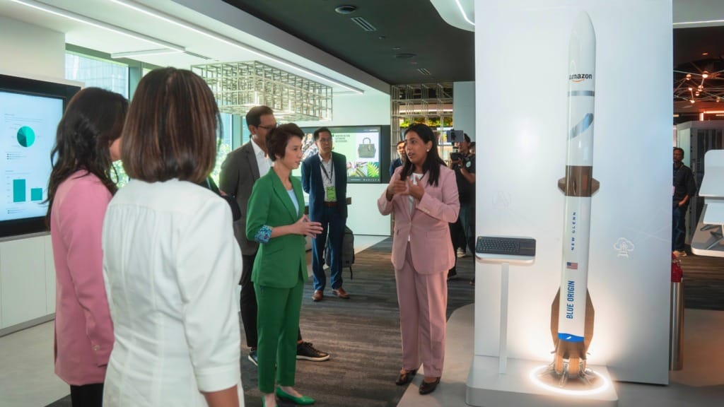 AWS opens innovation hub in Singapore to drive cloud and AI adoption across Asia Pacific - 3