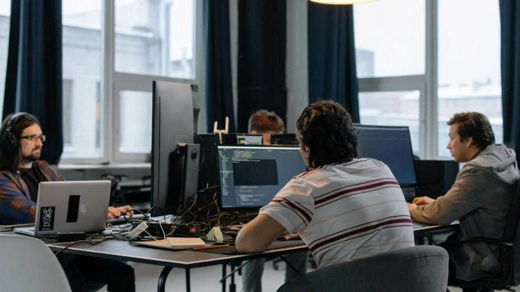 Bitdefender How behaviour-driven hardening is transforming endpoint security for a dynamic threat landscape - 4