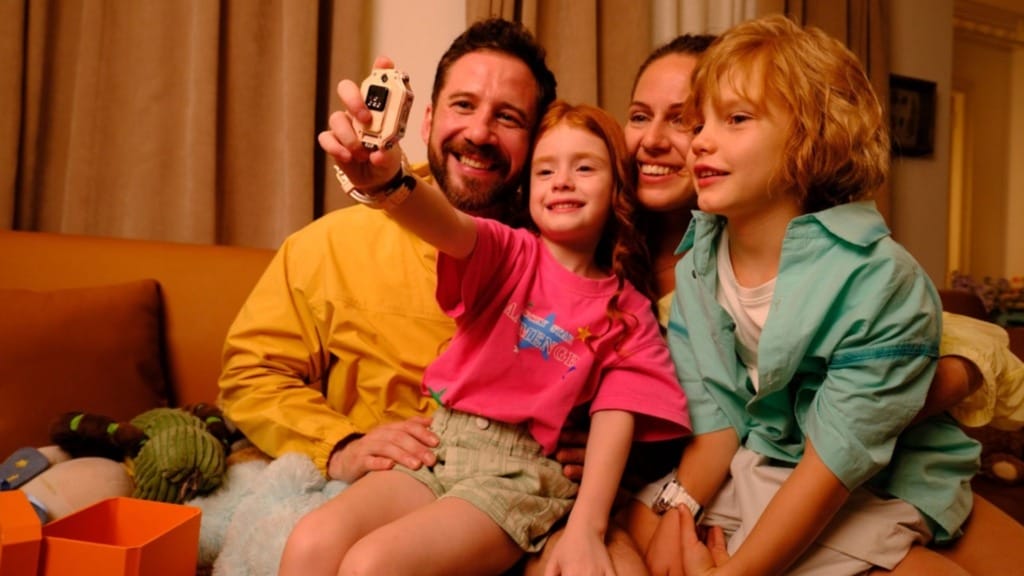 Imoo launches flagship Watch Phone X10 in Singapore for child safety and connectivity - 1