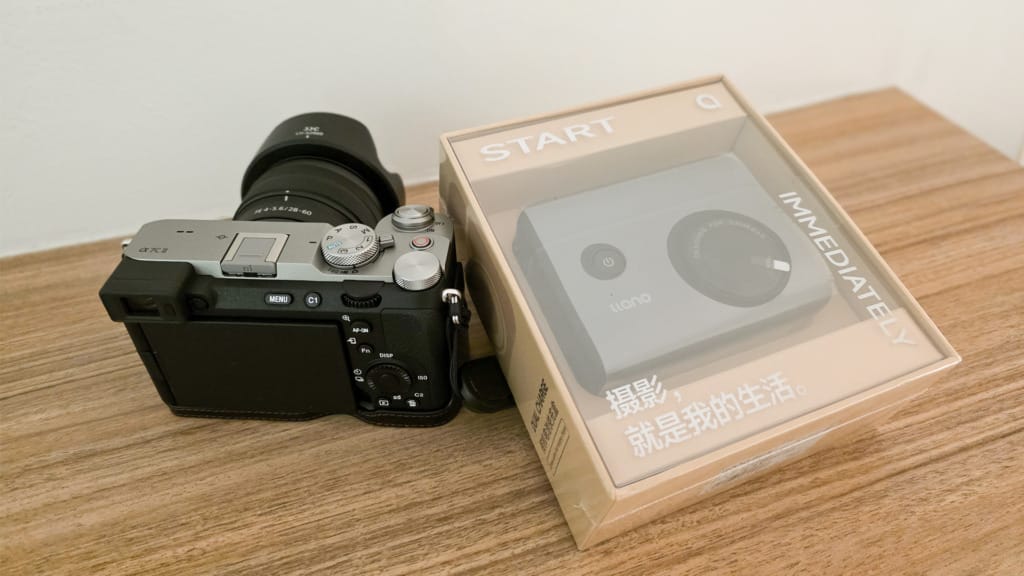 Llano Fast Dual USB Charger review- A sleek solution for on-the-go photographers - 1