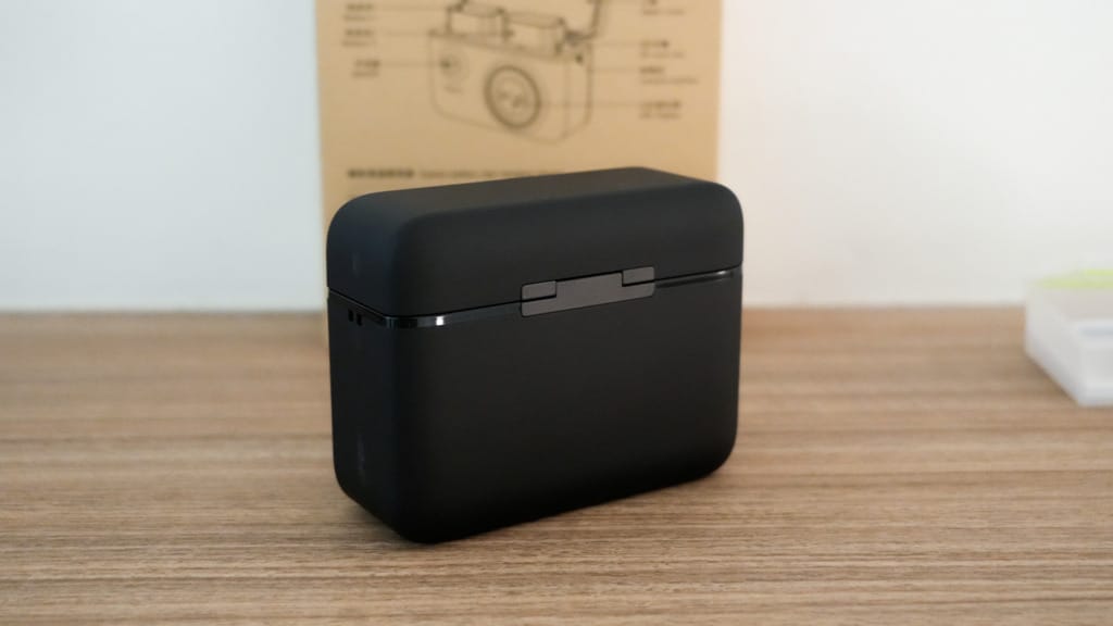 Llano Fast Dual USB Charger review- A sleek solution for on-the-go photographers - 6