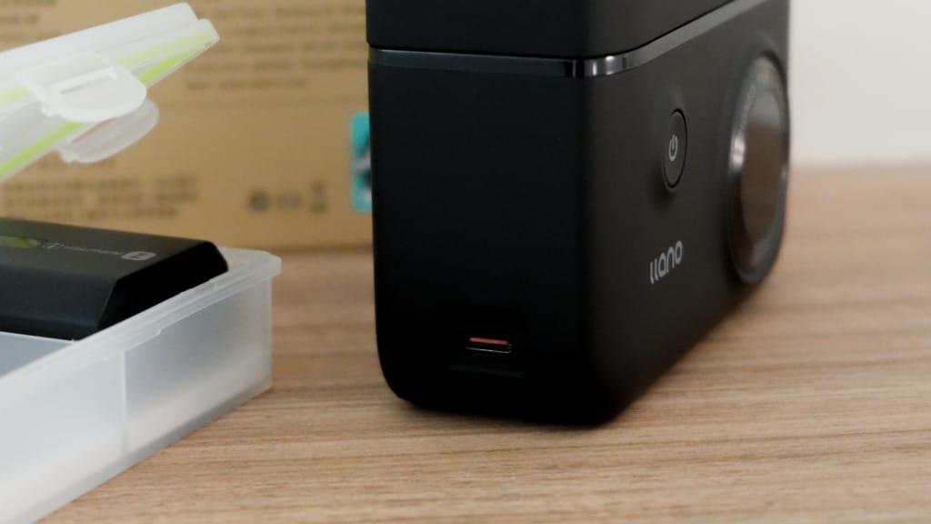 Llano Fast Dual USB Charger review- A sleek solution for on-the-go photographers - 7