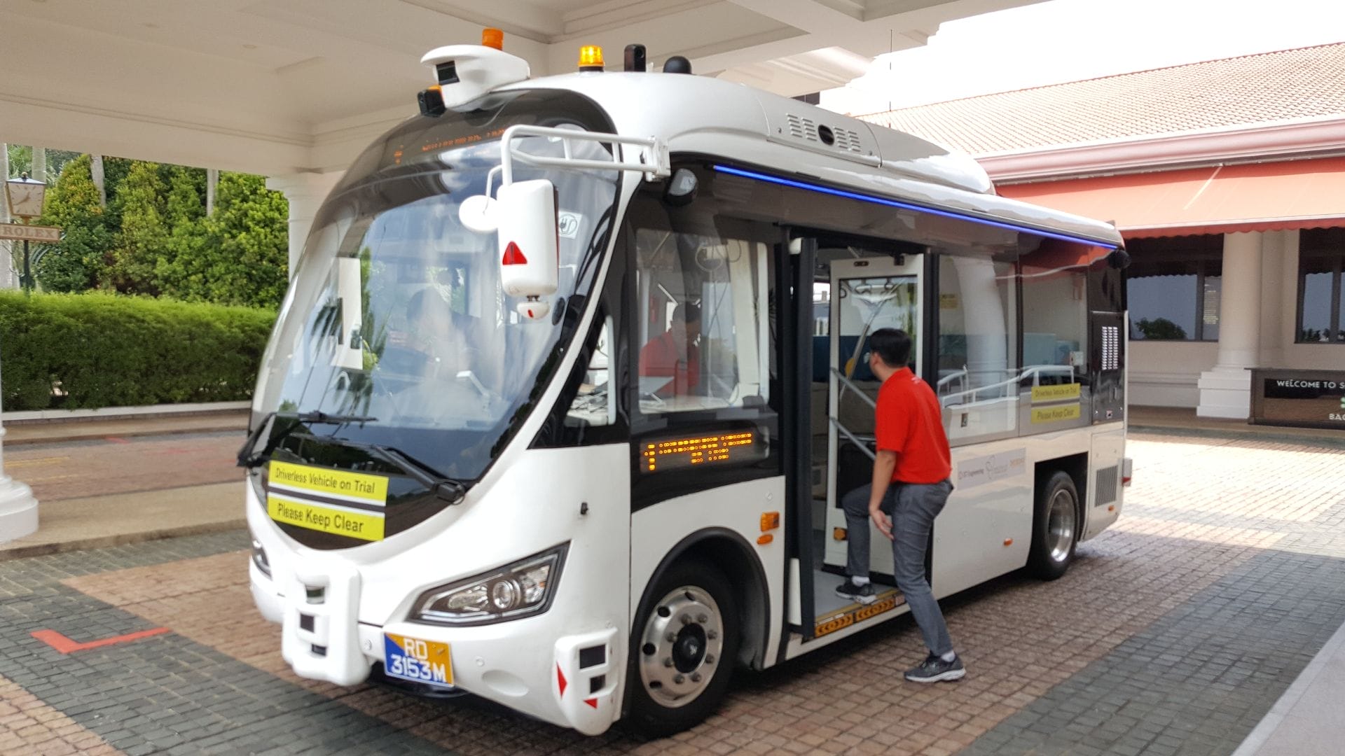 Singapore to roll out self-driving vehicles to cut travel times and boost public transport