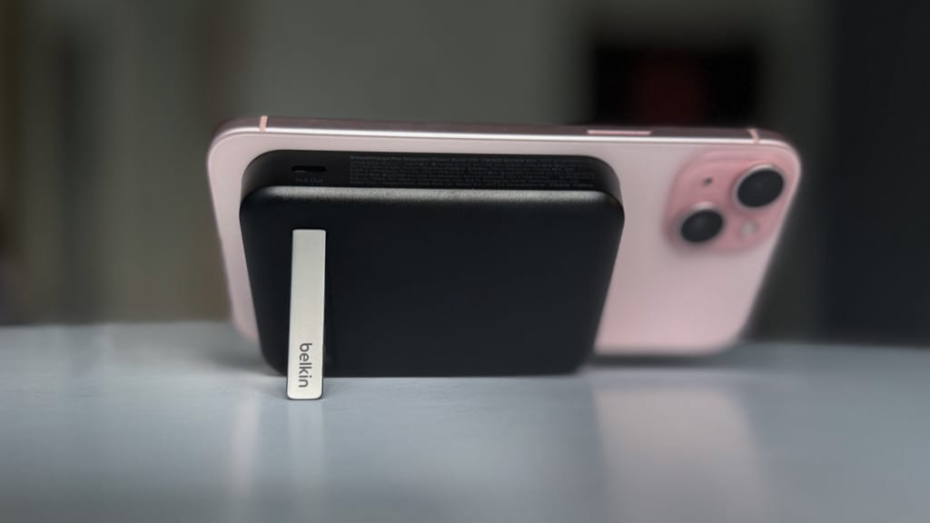 Belkin BoostCharge Pro Magnetic Power Bank with Qi2 15W 10K review Fast wireless charging with practical features - 6