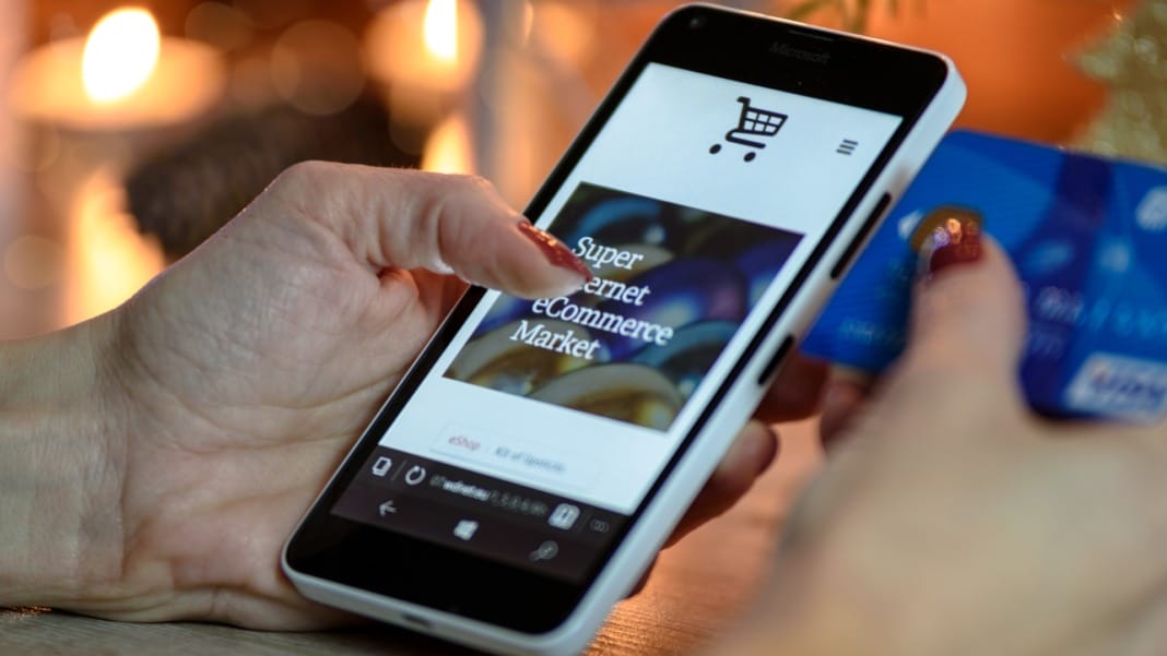 Singapore shoppers embrace cross-border eCommerce, prioritise trust and clarity at checkout