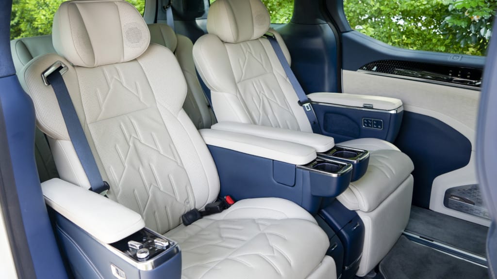 Zeekr 009 review - An all-electric MPV built for luxury travel - 8