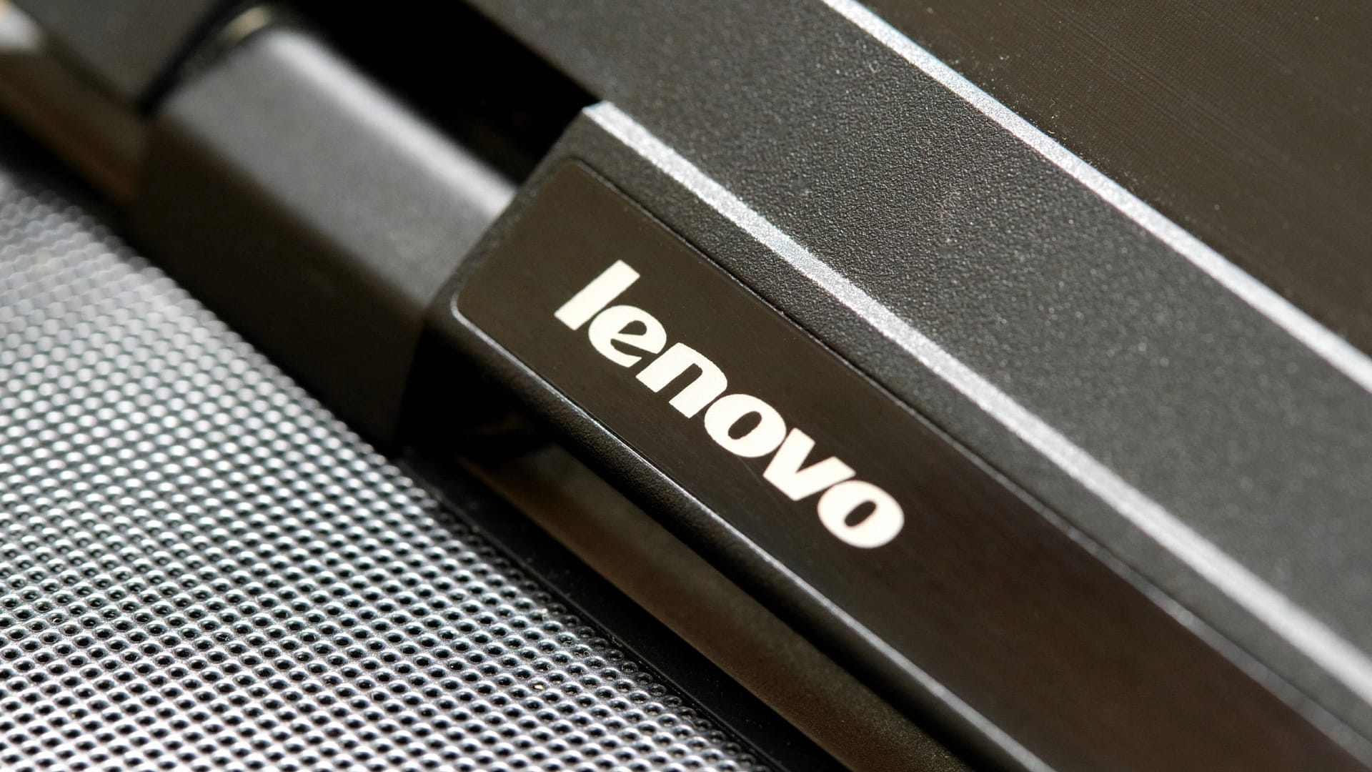 Lenovo launches AI-ready IT solutions to help small and medium businesses modernise and scale