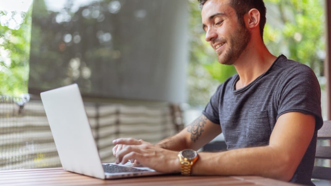 Remote launches AI-powered surveys to boost employee engagement